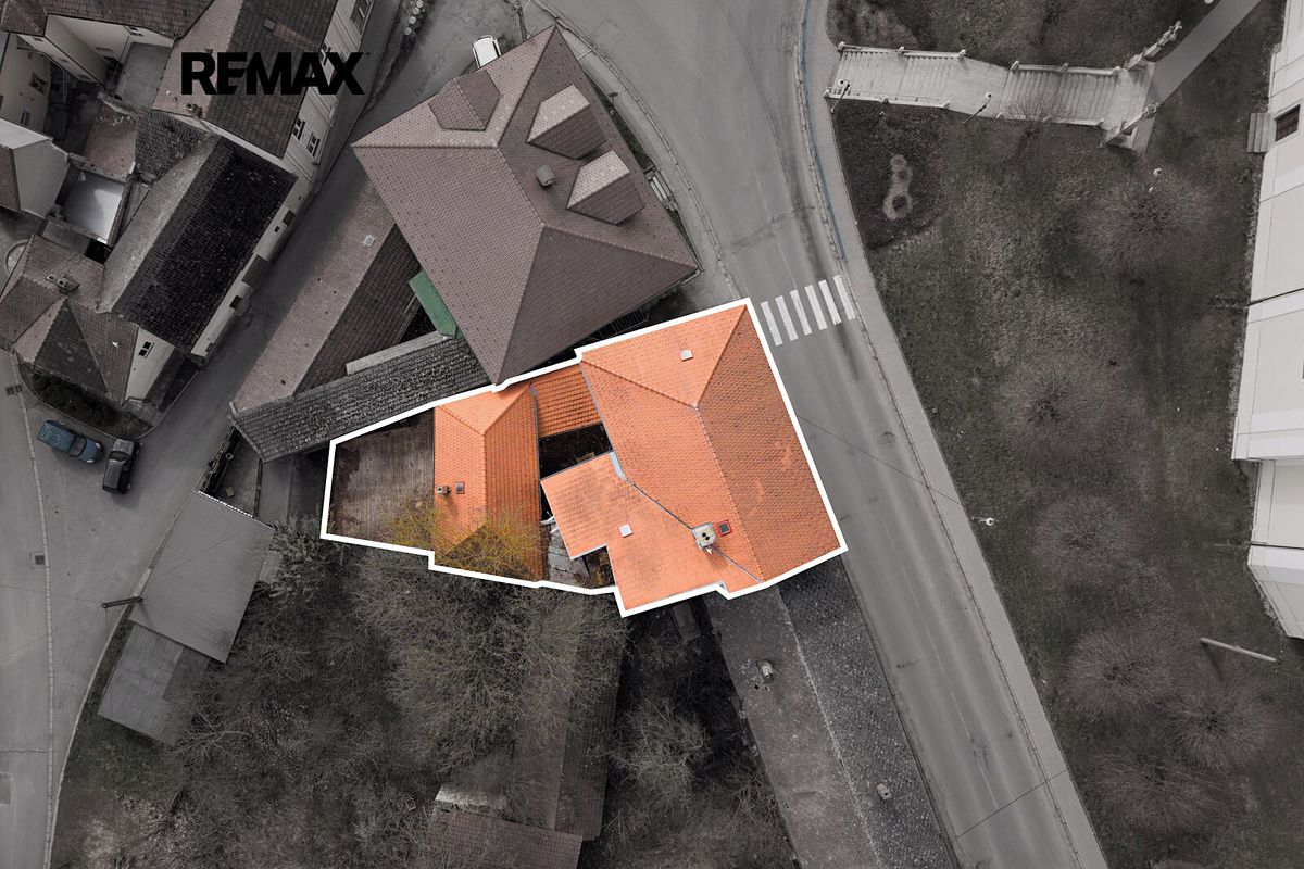 Prodej rodinného domu 420 m², pozemek 407 m²